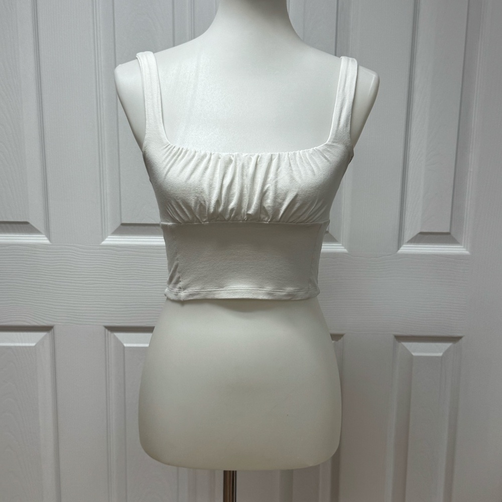 Aritzia‎ Wilfred Free - Orbit Tank - White Crop Top - Size XS.